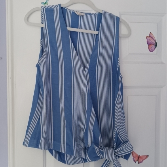 ENTRO Vertical Blie and White Striped Tank - Picture 6 of 6